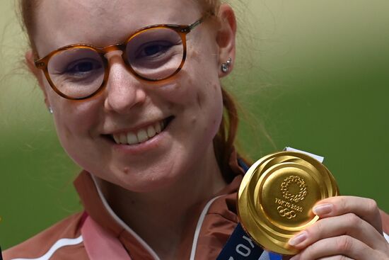 Japan Olympics 2020 Shooting Rifle 3 Positions Women