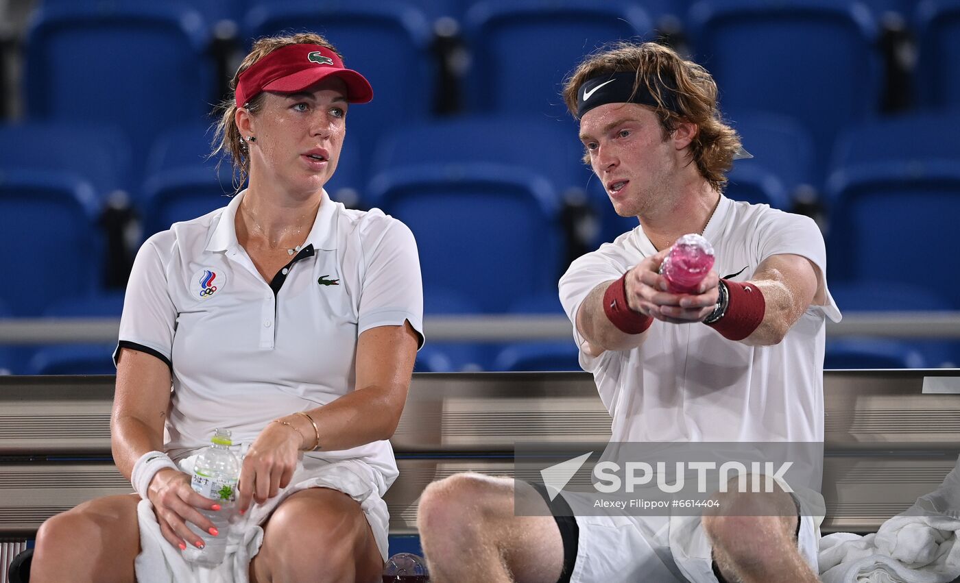 Japan Olympics 2020 Tennis Mixed Doubles Pavlyuchenkova/Rublev - Vesnina/Karatsev