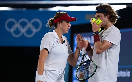 Japan Olympics 2020 Tennis Mixed Doubles Pavlyuchenkova/Rublev - Vesnina/Karatsev