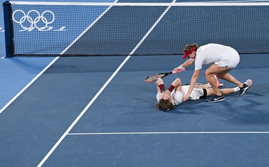 Japan Olympics 2020 Tennis Mixed Doubles Pavlyuchenkova/Rublev - Vesnina/Karatsev