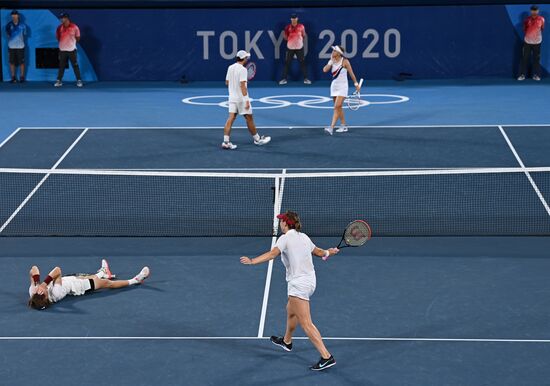 Japan Olympics 2020 Tennis Mixed Doubles Pavlyuchenkova/Rublev - Vesnina/Karatsev