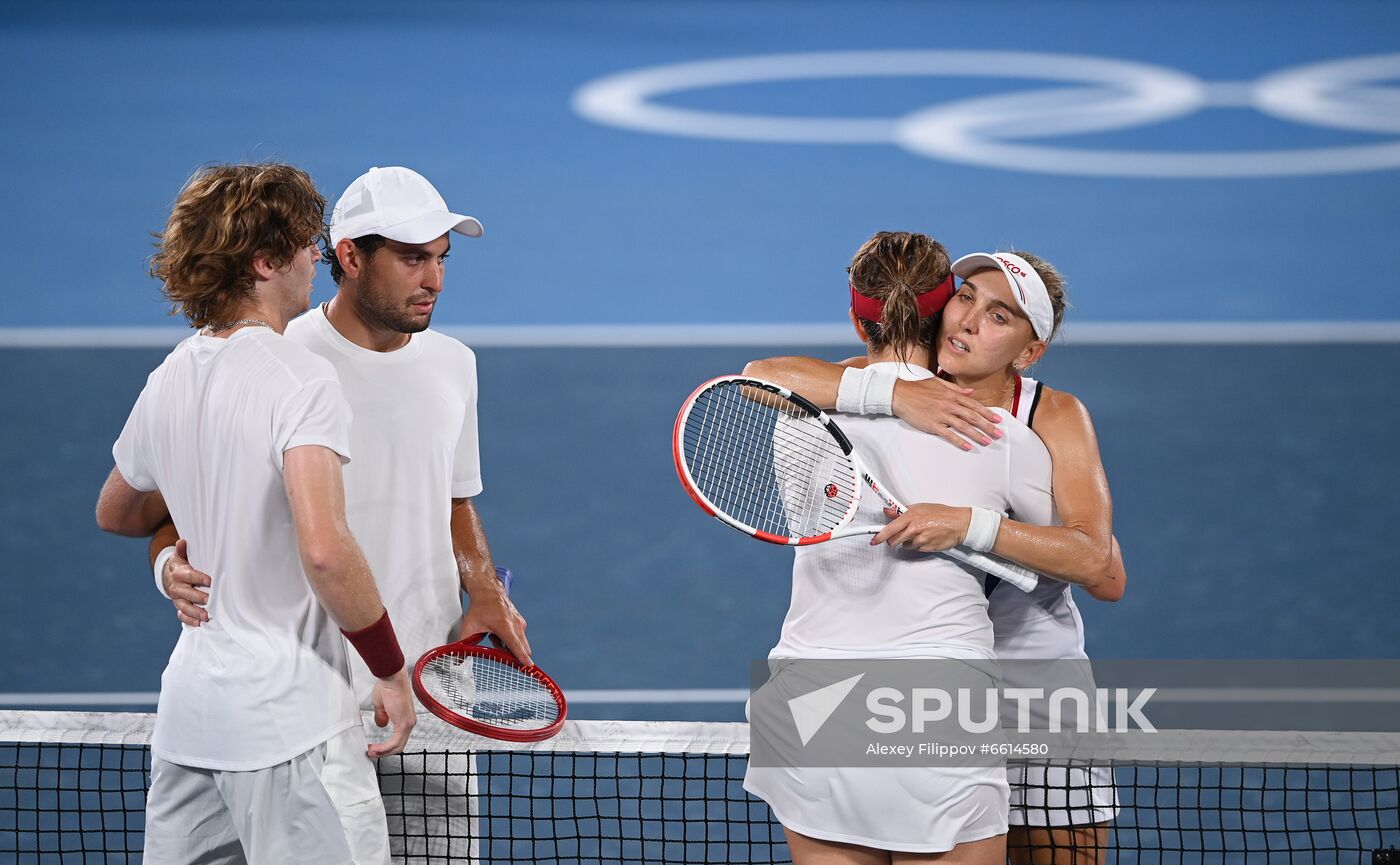 Japan Olympics 2020 Tennis Mixed Doubles Pavlyuchenkova/Rublev - Vesnina/Karatsev