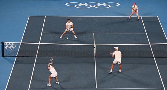 Japan Olympics 2020 Tennis Mixed Doubles Pavlyuchenkova/Rublev - Vesnina/Karatsev