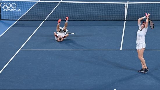 Japan Olympics 2020 Tennis Mixed Doubles Pavlyuchenkova/Rublev - Vesnina/Karatsev