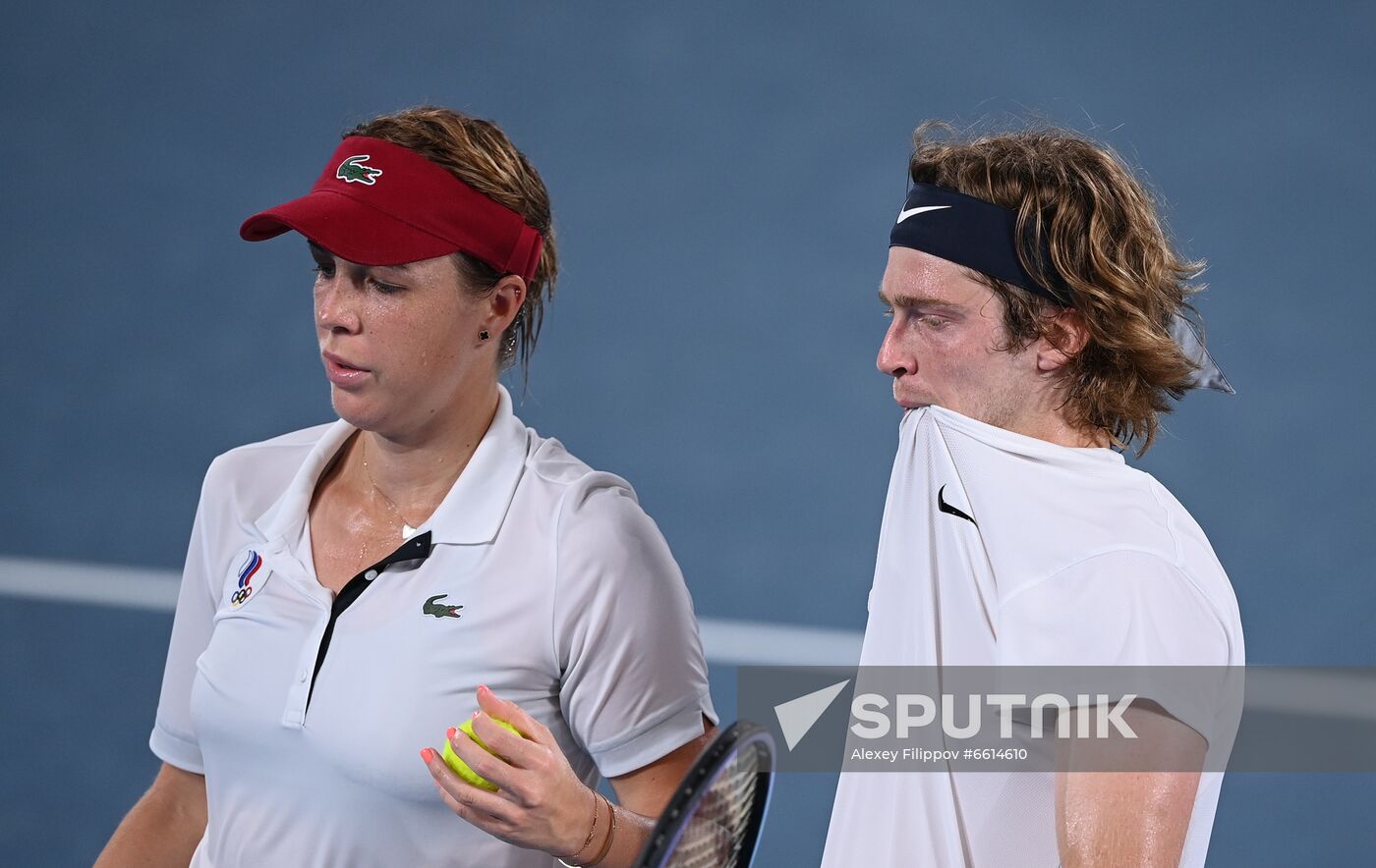 Japan Olympics 2020 Tennis Mixed Doubles Pavlyuchenkova/Rublev - Vesnina/Karatsev