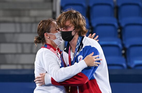 Japan Olympics 2020 Tennis Mixed Doubles Pavlyuchenkova/Rublev - Vesnina/Karatsev