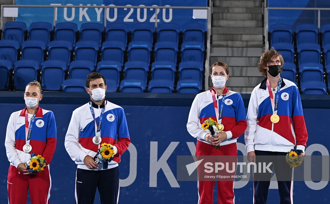 Japan Olympics 2020 Tennis Mixed Doubles Pavlyuchenkova/Rublev - Vesnina/Karatsev
