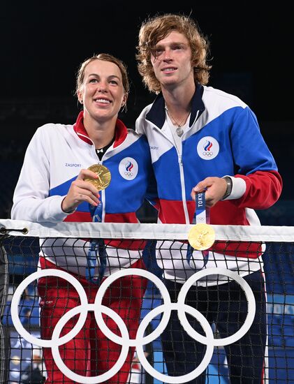 Japan Olympics 2020 Tennis Mixed Doubles Pavlyuchenkova/Rublev - Vesnina/Karatsev