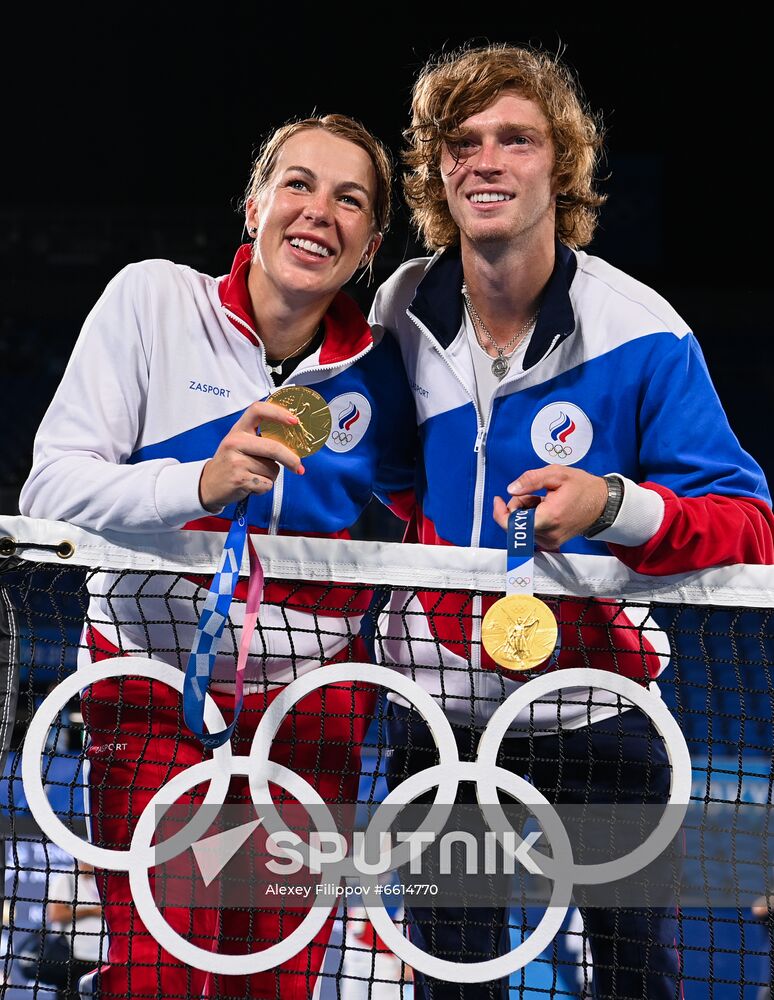 Japan Olympics 2020 Tennis Mixed Doubles Pavlyuchenkova/Rublev - Vesnina/Karatsev