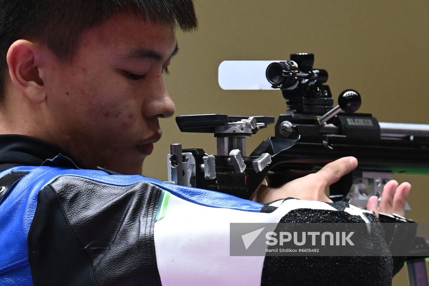 Japan Olympics 2020 Shooting Rifle 3 Positions Men