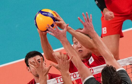 Japan Olympics 2020 Volleyball Men Canada - ROC