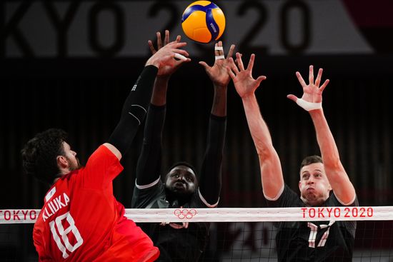 Japan Olympics 2020 Volleyball Men Canada - ROC