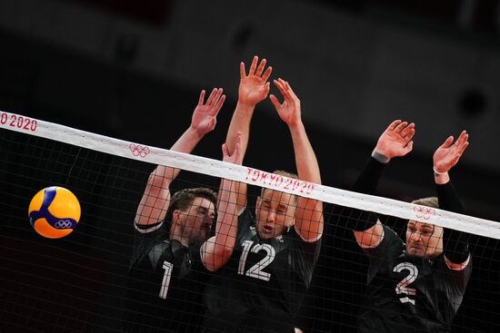 Japan Olympics 2020 Volleyball Men Canada - ROC