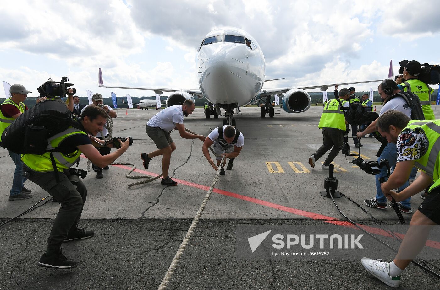 Russia Power Pulling Record