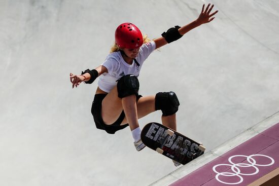Japan Olympics 2020 Skateboarding Women Park