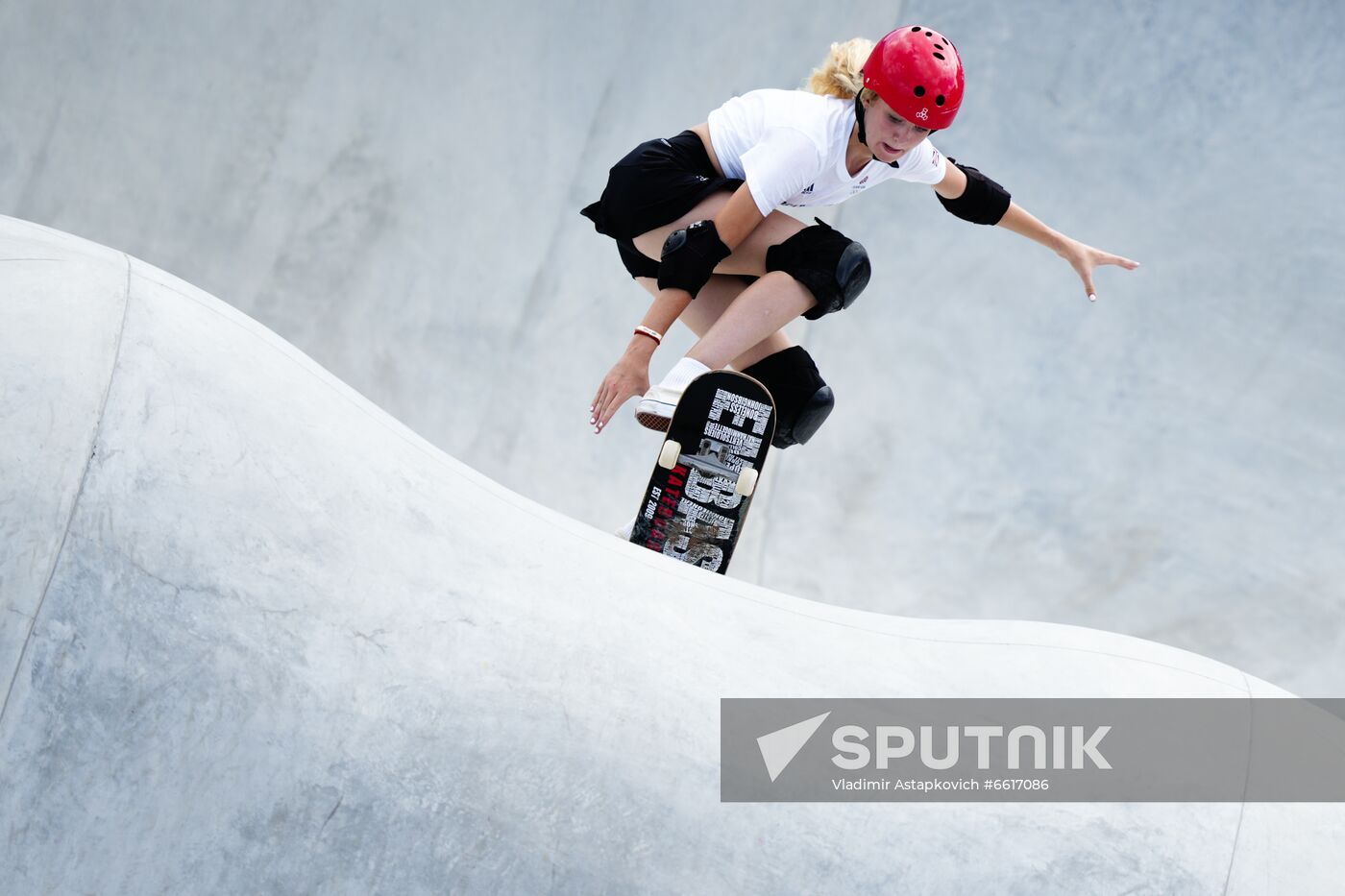 Japan Olympics 2020 Skateboarding Women Park