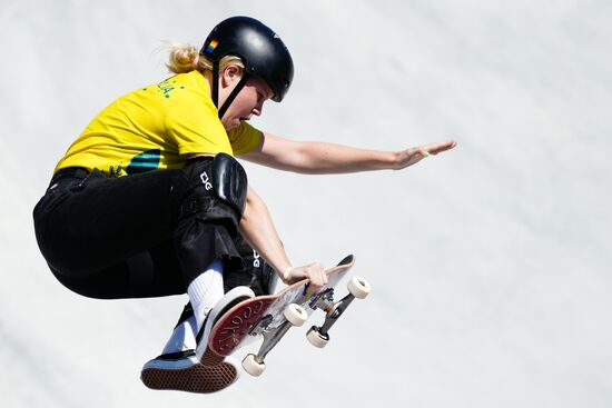 Japan Olympics 2020 Skateboarding Women Park