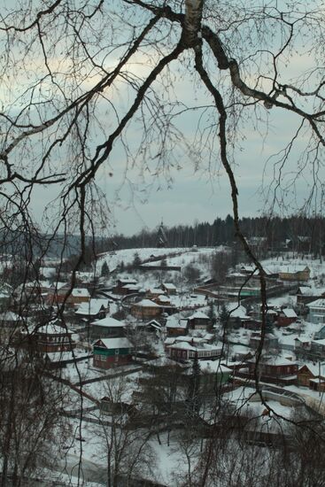 Levitan Hill seen from Sobornaya Hill in Plyos