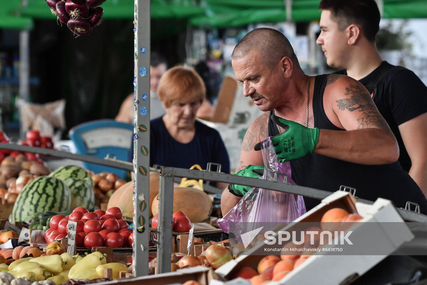 Russia Crimea Food Market