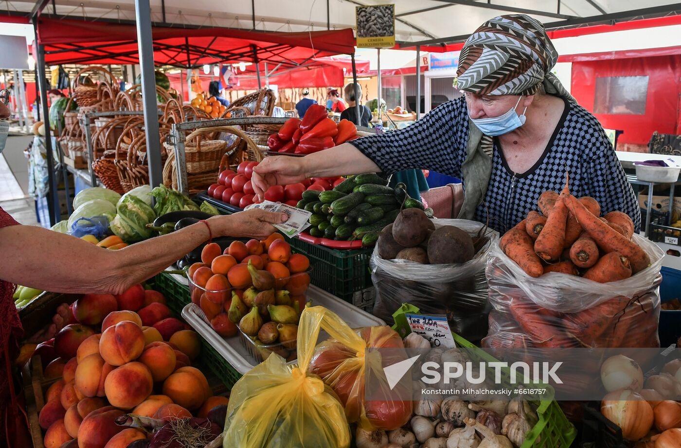 Russia Crimea Food Market