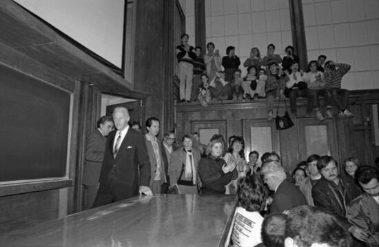 Thor Heyerdahl visits Lomonosov Moscow State University