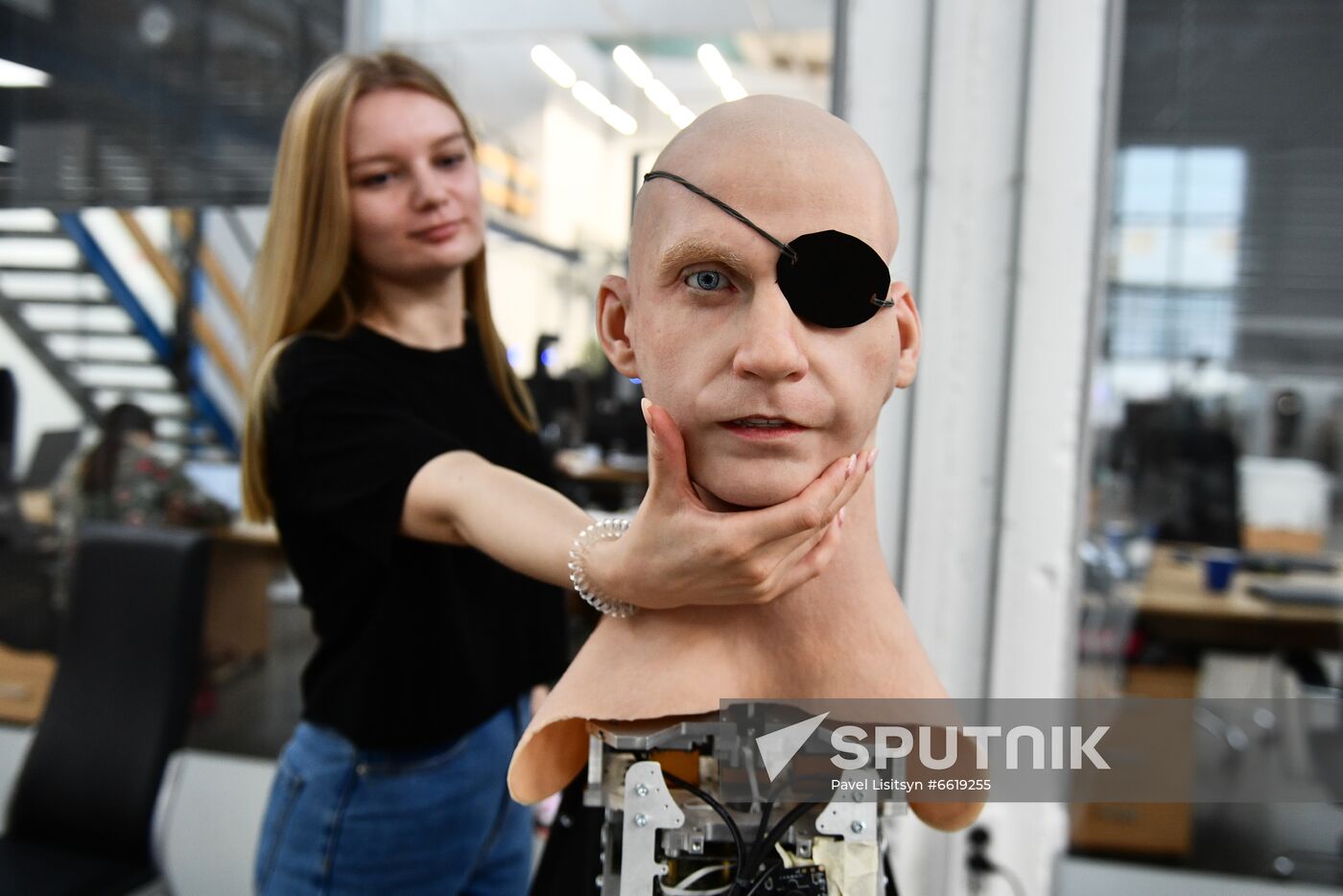 Russia Robots Manufacturing