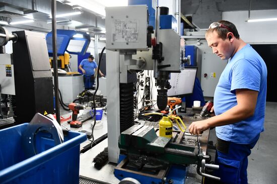 Russia Robots Manufacturing