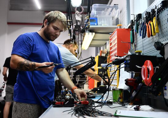 Russia Robots Manufacturing