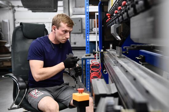 Russia Robots Manufacturing