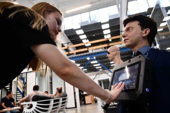 Russia Robots Manufacturing