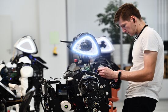 Russia Robots Manufacturing
