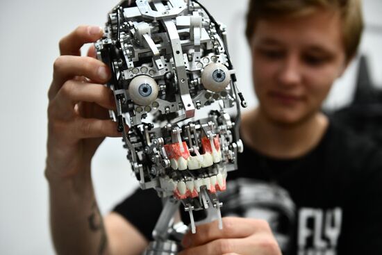 Russia Robots Manufacturing