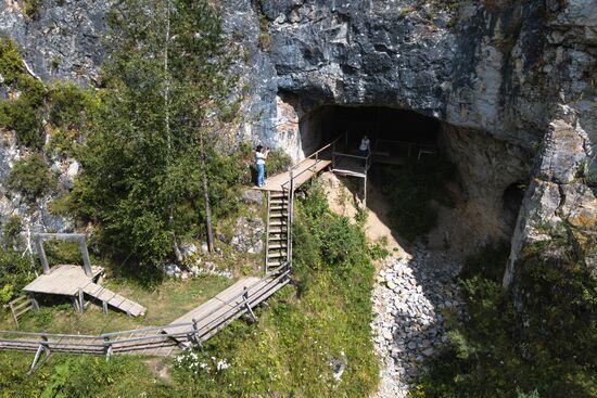 Russia Denosova Primeval Cave