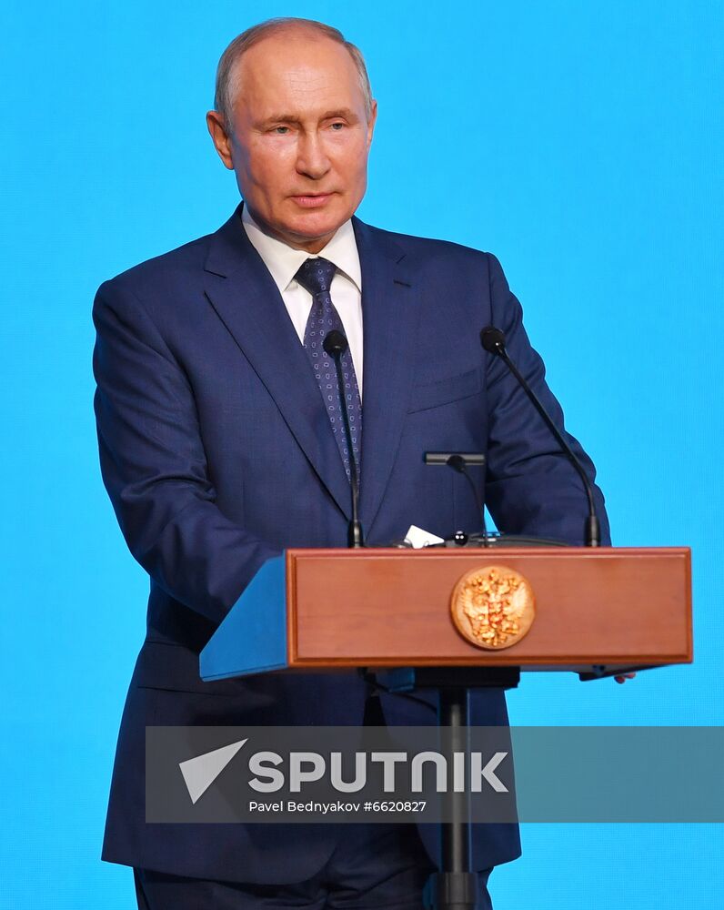 Russia Putin Ural and Volga Federal Districts