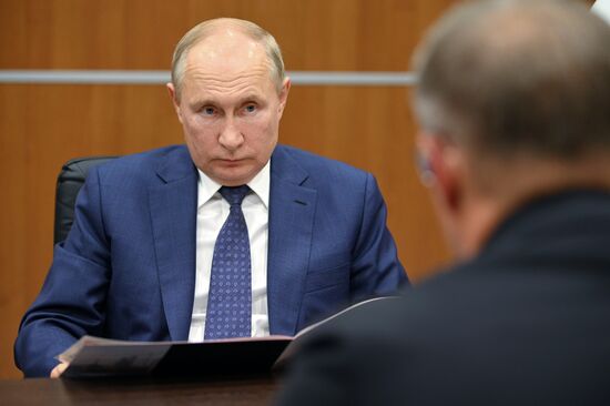 Russia Putin Ural and Volga Federal Districts