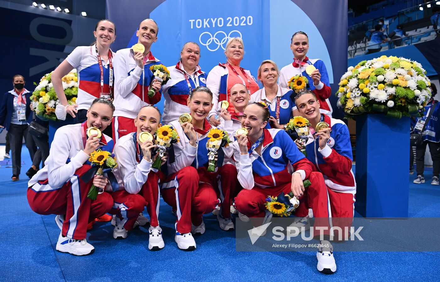 Japan Olympics 2020 Artistic Swimming Team Free Routine