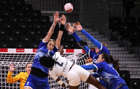 Japan Olympics 2020 Handball Women France - ROC