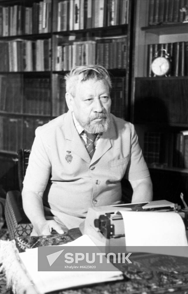 National Author of Turkmen Soviet Socialist Republic Chary Ashirov
