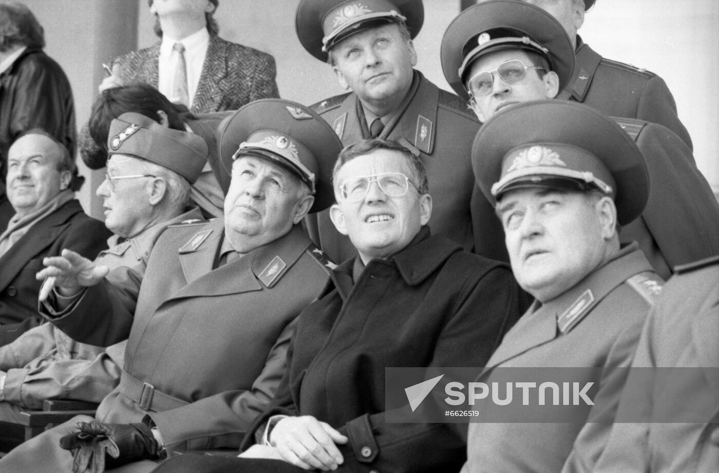 Chief of Swiss Federal Military Department Kaspar Villiger visits USSR