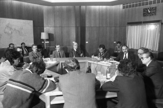 Intifada and the World roundtable discussion at Novosti Press Agency