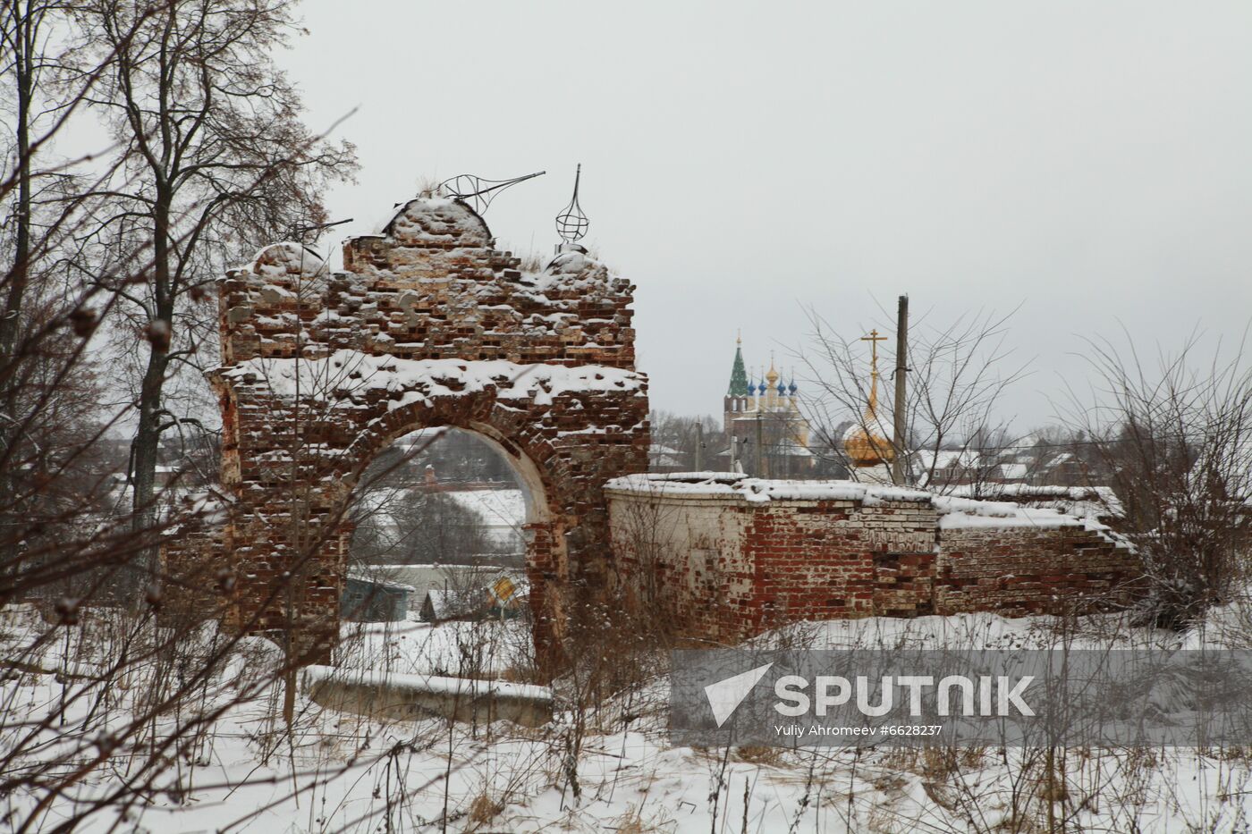 Church of the Protection of the Theotokos and Church of All Saints in Dunilovo