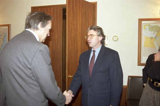 Chief editors of la Repubblica, Le Monde and El Pais visit Soviet Union
