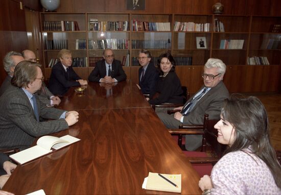Chief editors of la Repubblica, Le Monde and El Pais visit Soviet Union