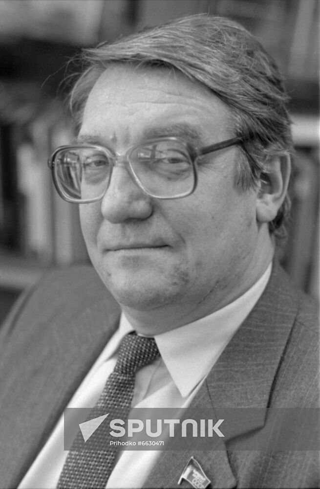 Economist Nikolai Petrakov