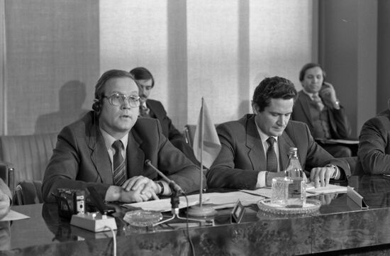 XXV session of joint Soviet-French Commission on Economic and Scientific Cooperation