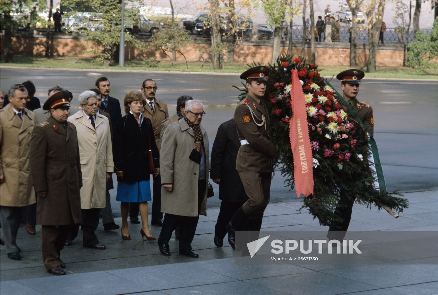 Hungarian People's Republic visits Soviet Union
