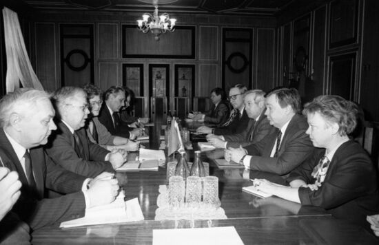 Finnish Minister of Transport Pekka Vennamo's visit to USSR