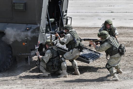 Russia Crimea Army Forum