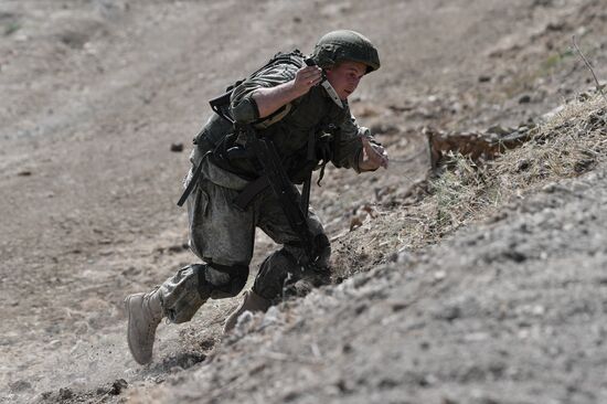 Russia Crimea Army Forum