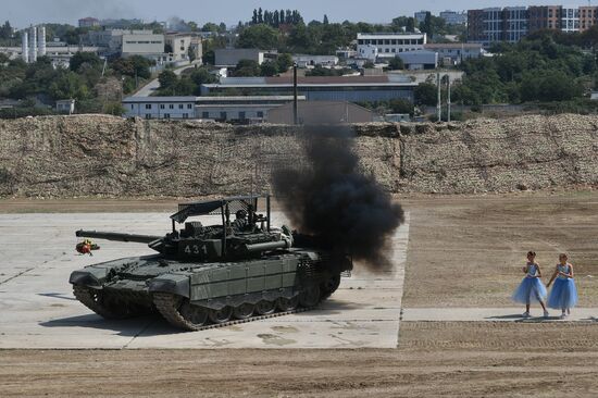Russia Crimea Army Forum